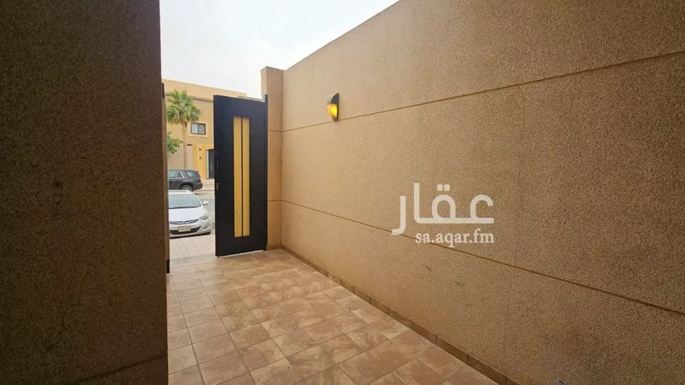 5 bedroom villa in Al Malqa 7