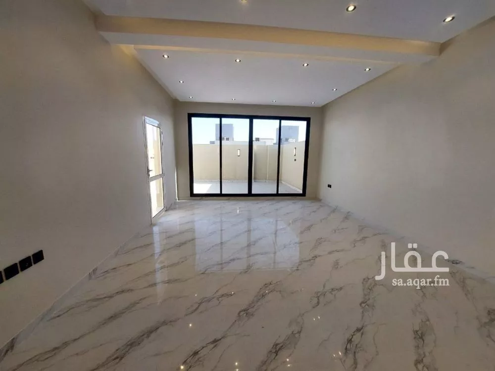 3 bedroom floor in Dhahrat Al Badiah 8