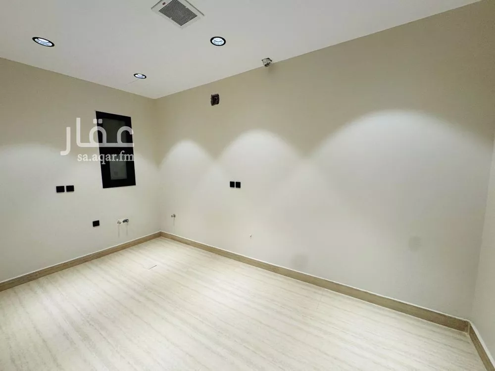 3 bedroom floor in Al Aridh 27
