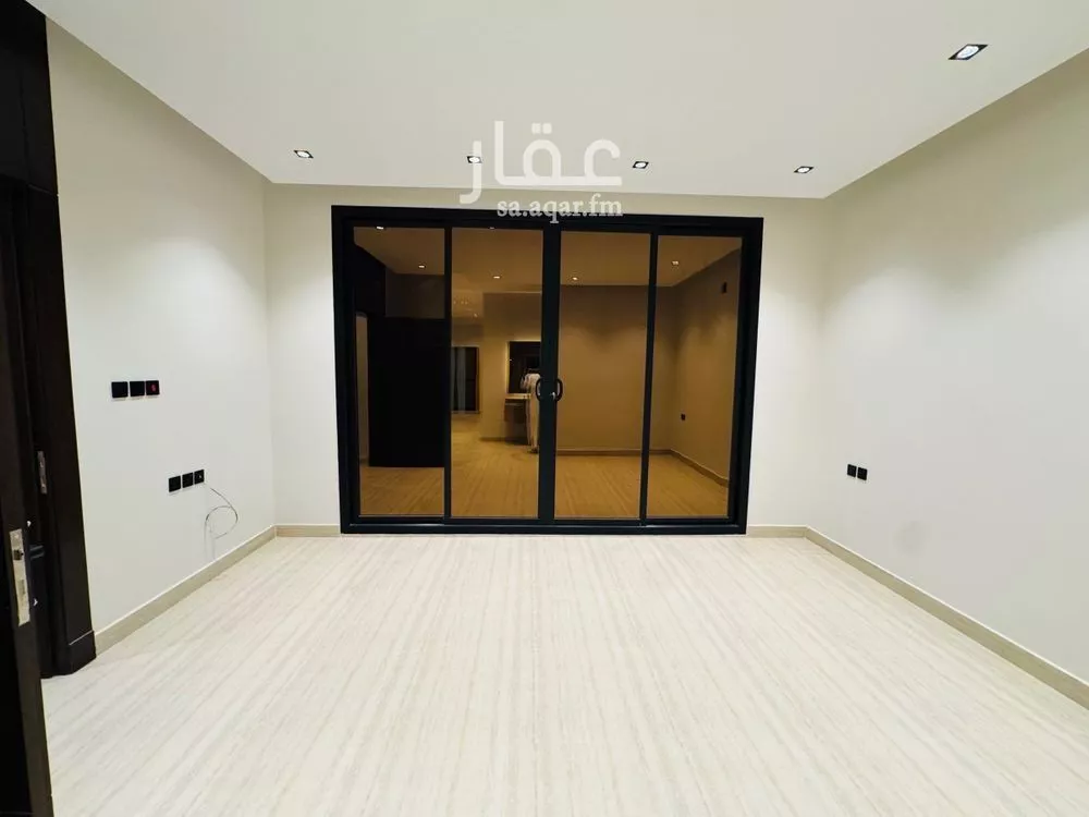 3 bedroom floor in Al Aridh 6