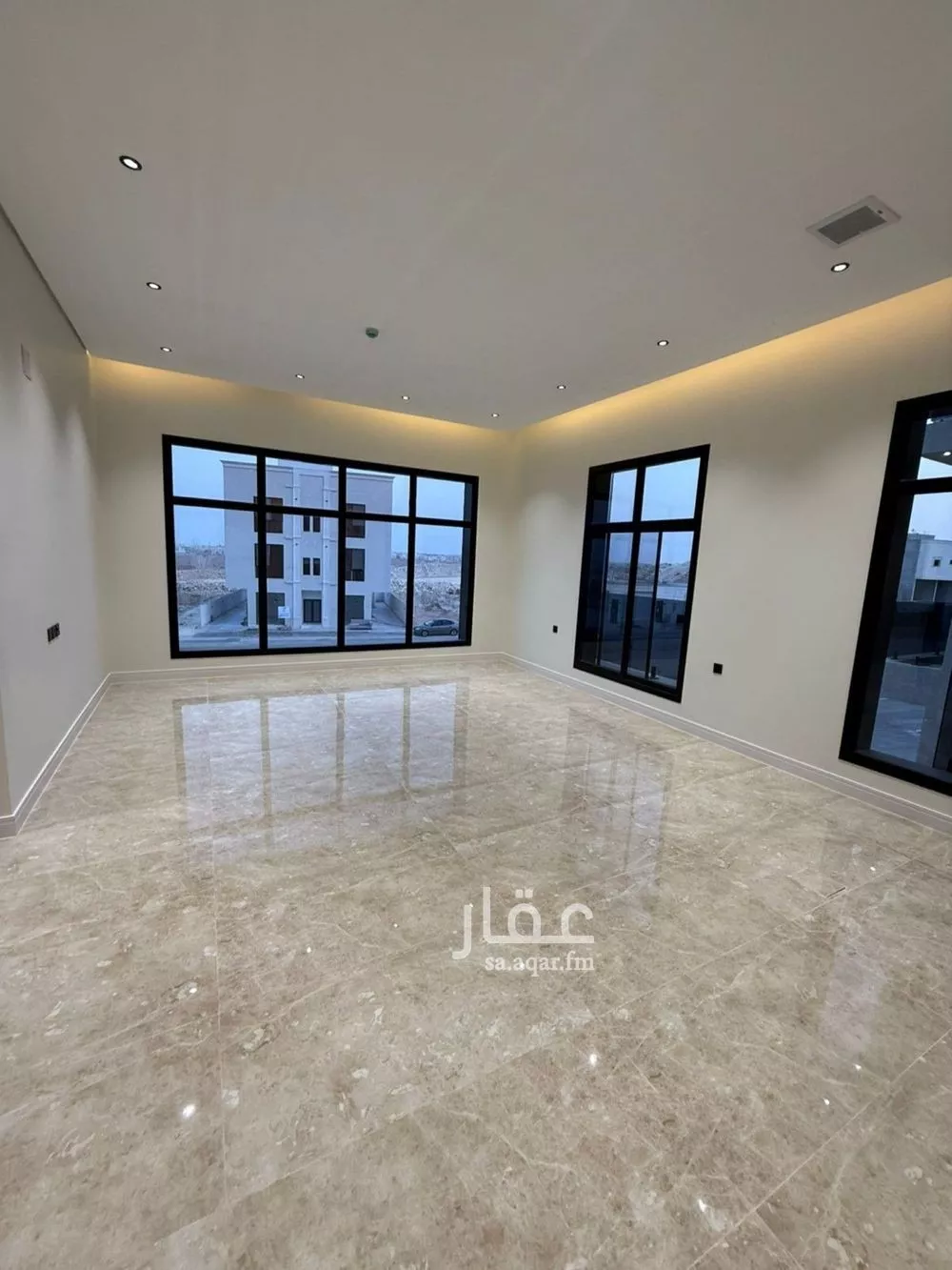 5 bedroom apartment in Al Mahdiyyah, Riyadh 14