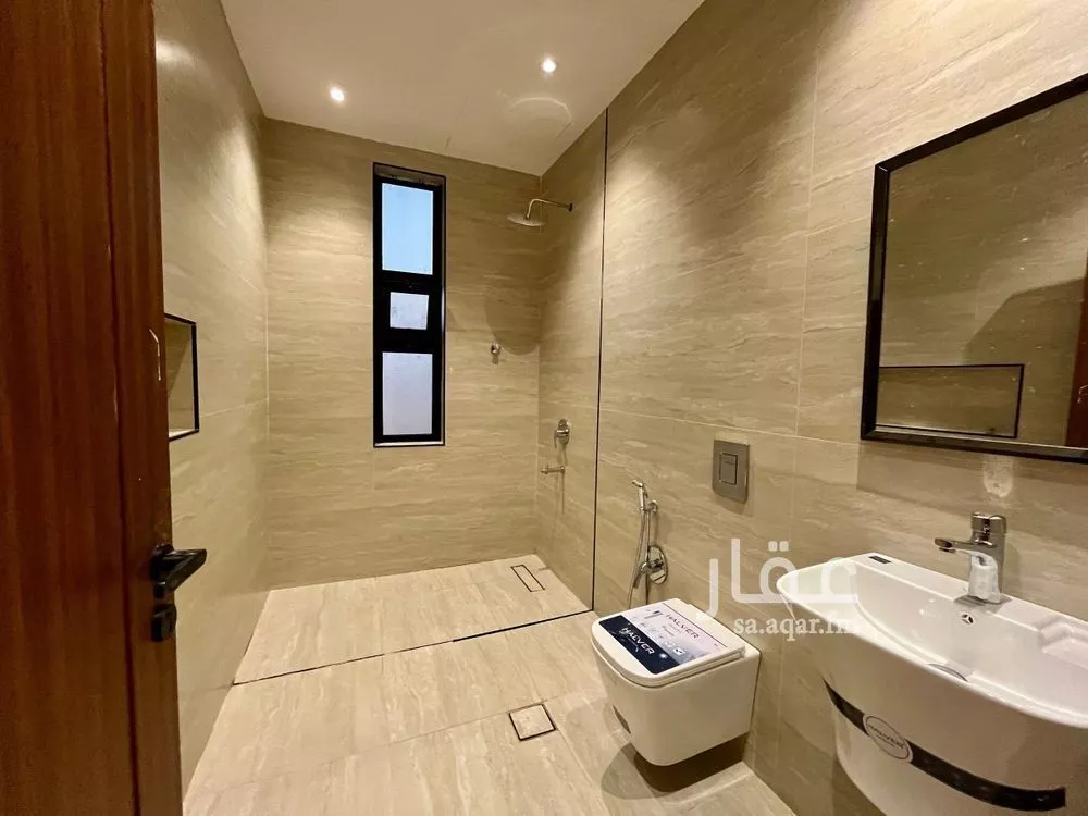 4 bedroom apartment in Al Mahdiyyah 24