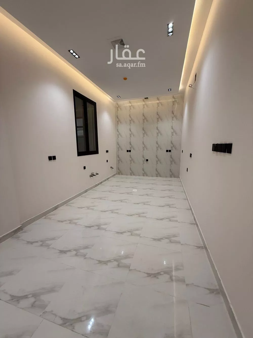 4 bedroom apartment in Al Zahrah 9
