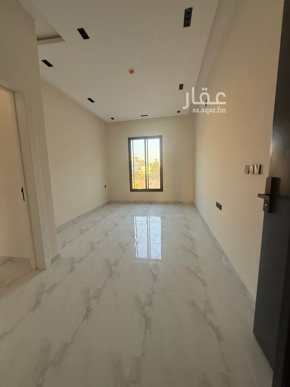 4 bedroom apartment in Al Zahrah 8