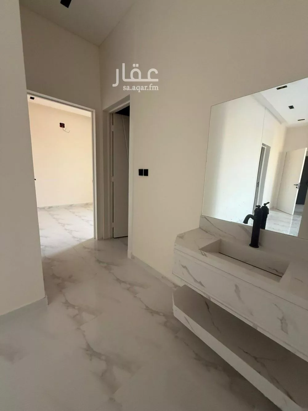 4 bedroom apartment in Al Zahrah 5