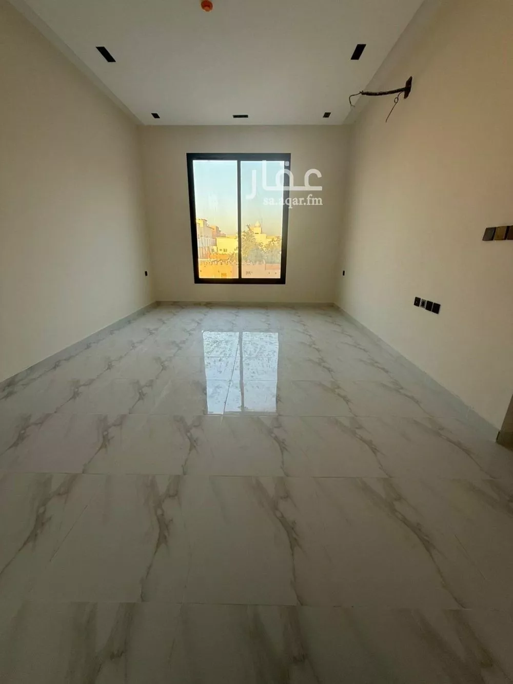 4 bedroom apartment in Al Zahrah 6