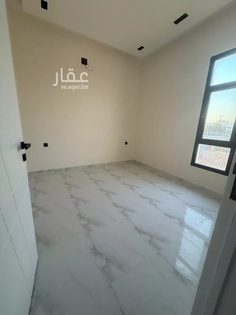 4 bedroom apartment in Al Zahrah 8