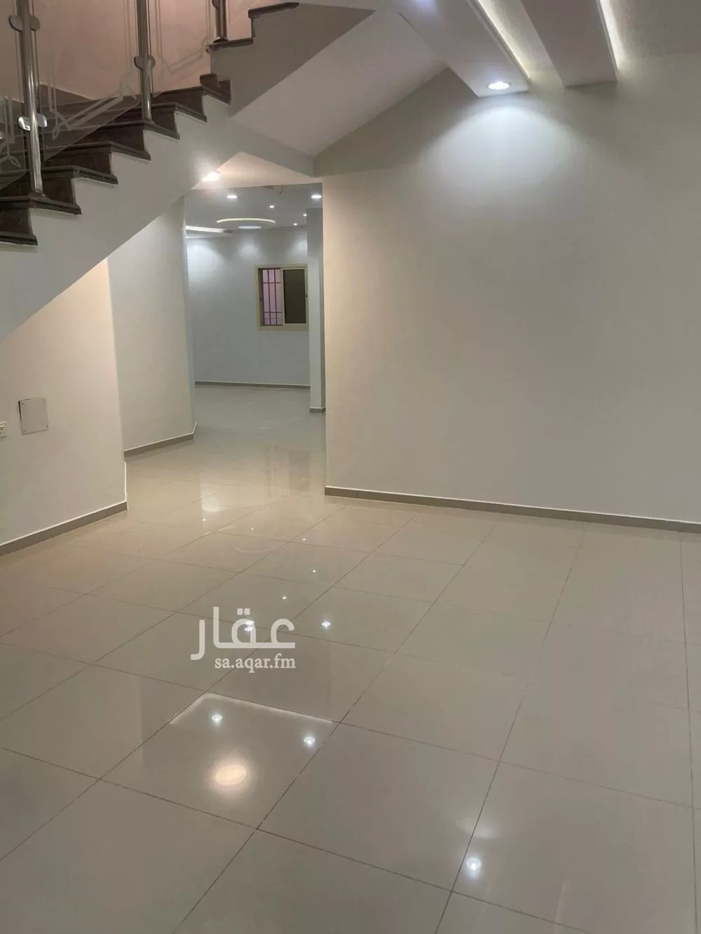 فيلا 10 غرف في طويق 8