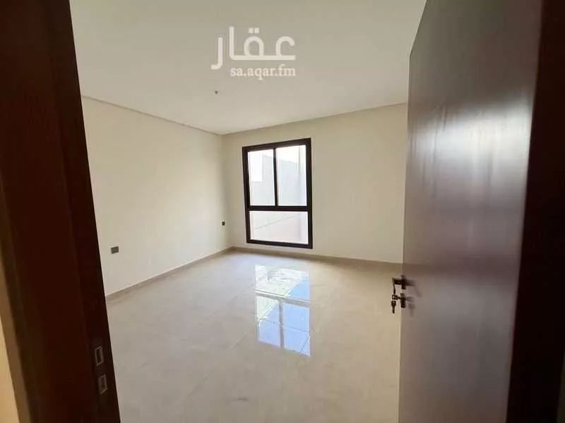 فيلا 5 غرف في العارض 20