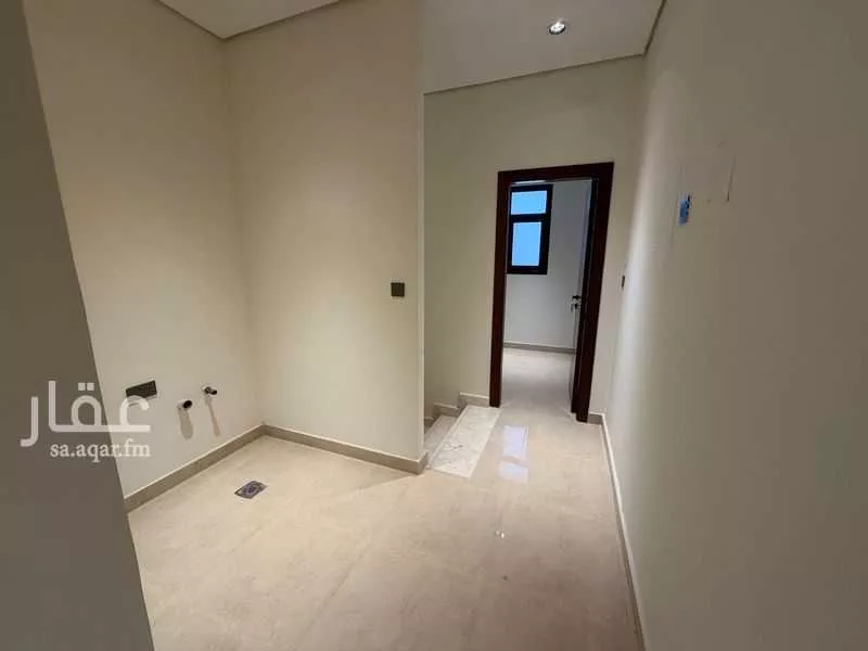 فيلا 5 غرف في العارض 24