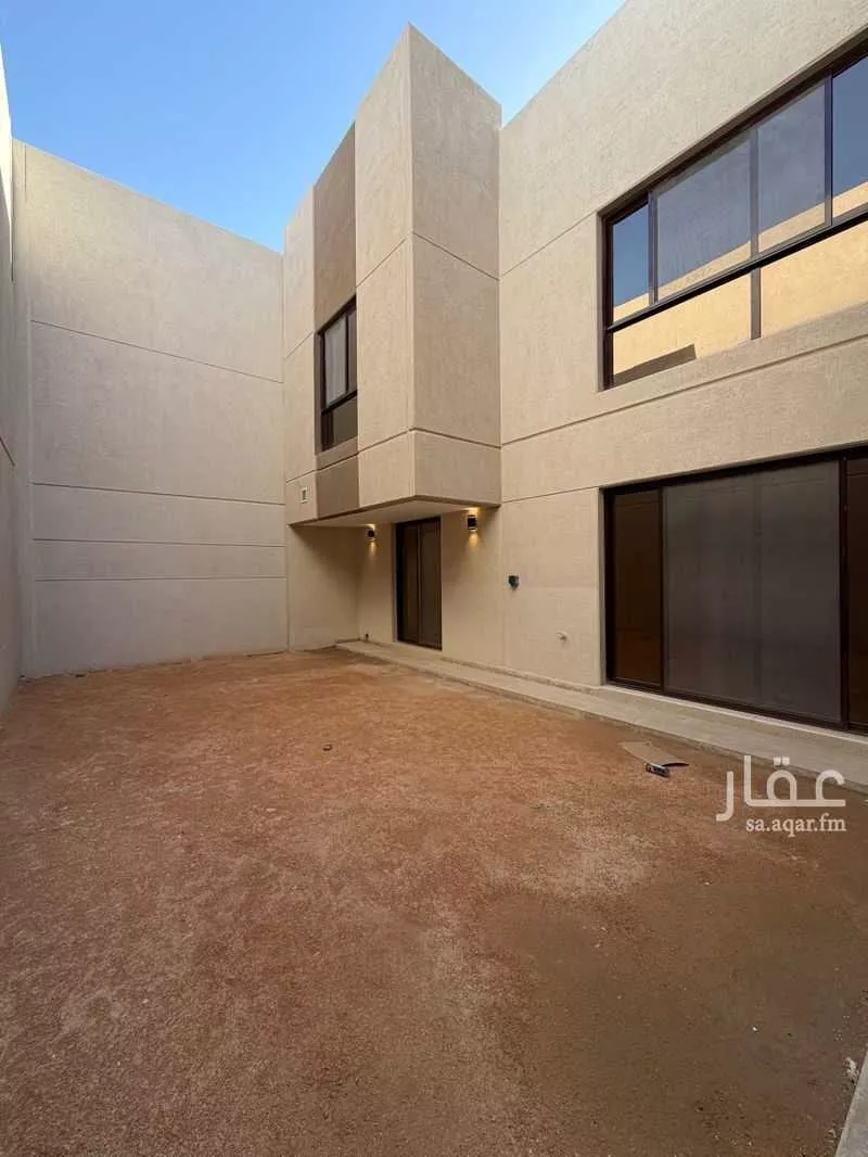 فيلا 5 غرف في العارض 6
