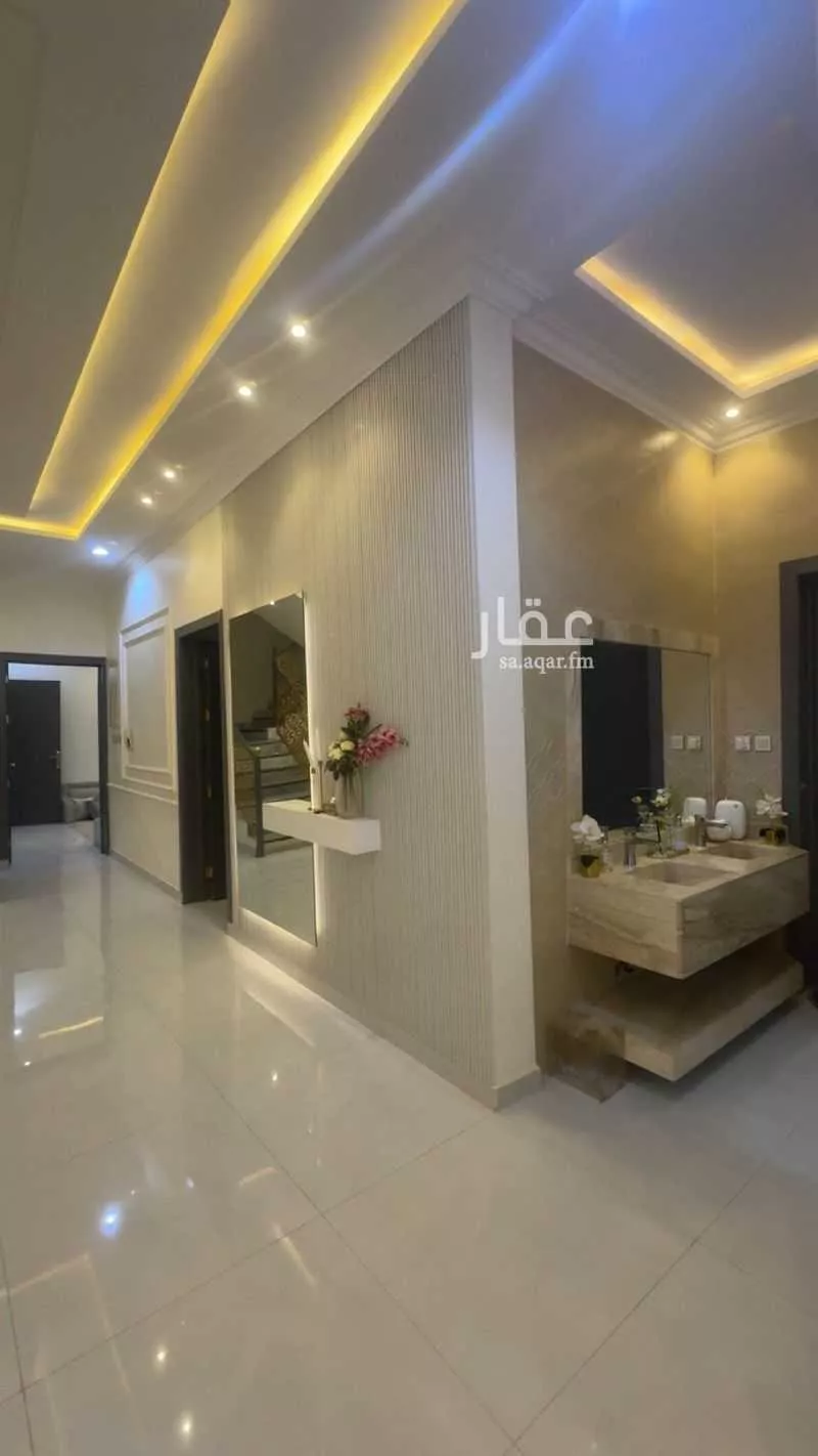 فيلا 6 غرف في الرمال 7