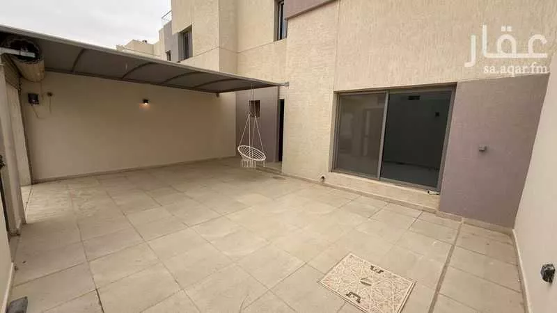 5 bedroom villa in Al Narjis 2
