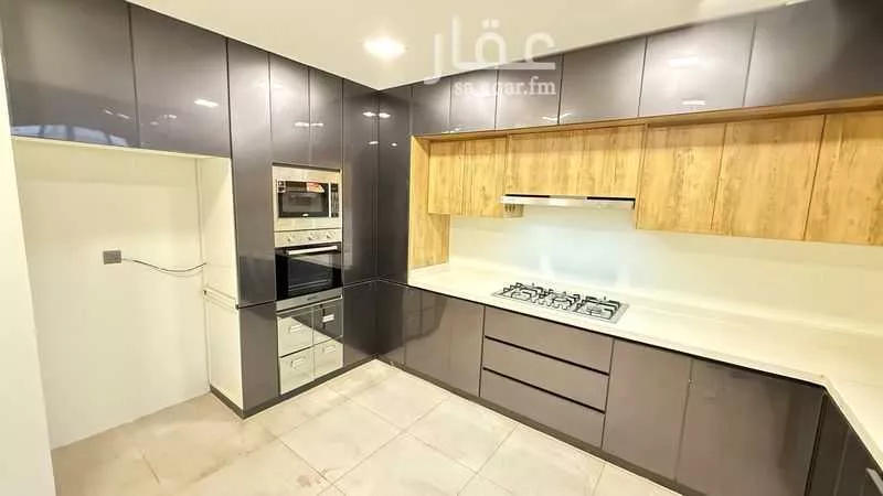5 bedroom villa in Al Narjis 6