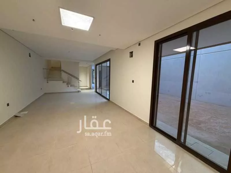 فيلا 5 غرف في العارض 24