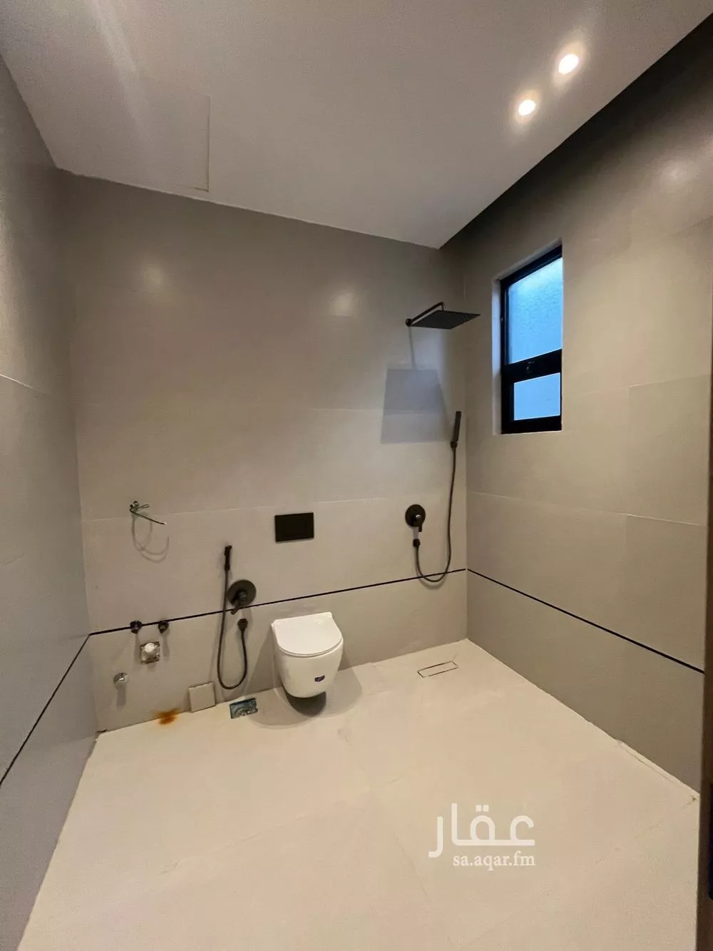 3 bedroom apartment in Al Munsiyah 15