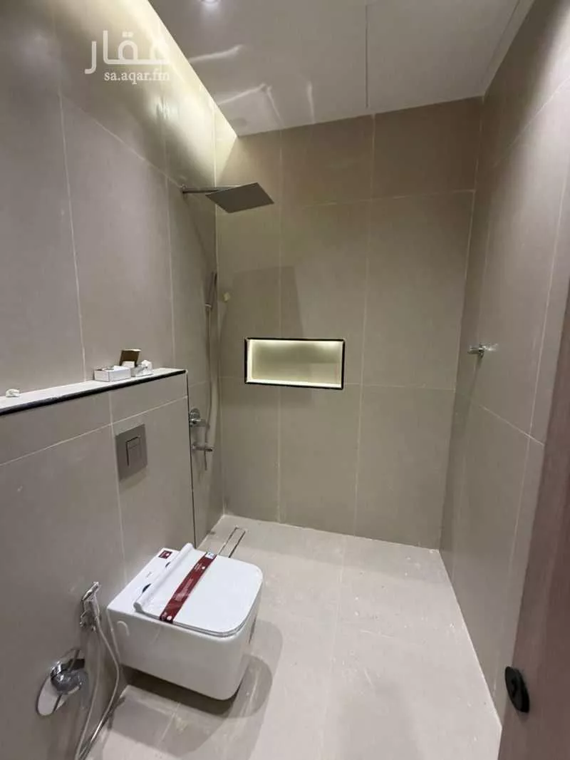 3 bedroom floor in Al Rimal 8