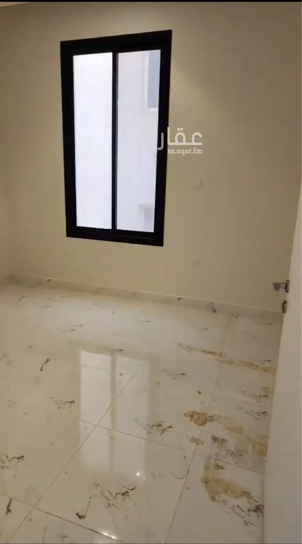 شقة 3 غرف في الملقا 5