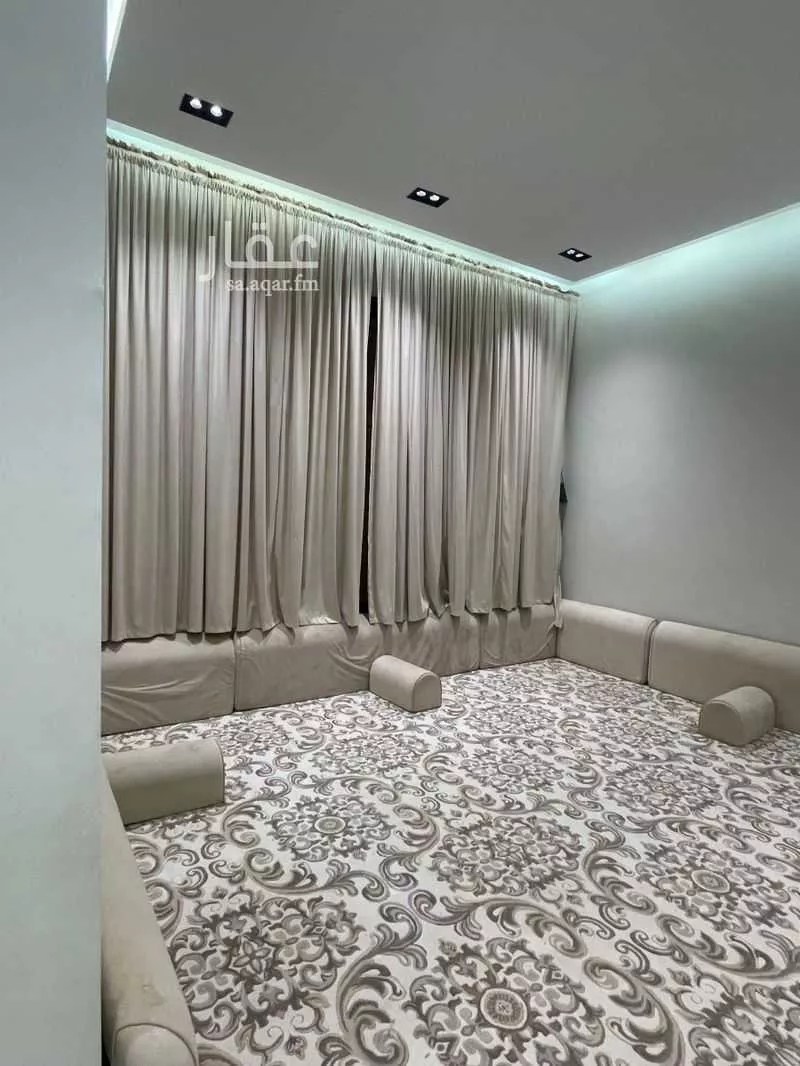 5 bedroom villa in Badr 2