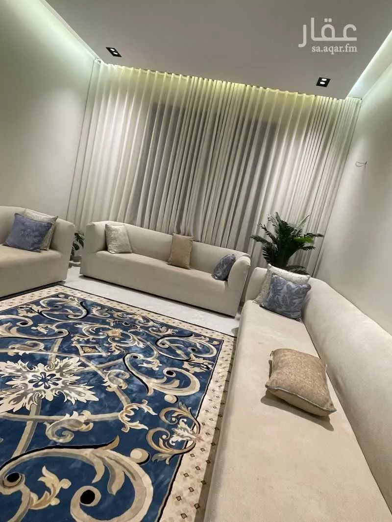 5 bedroom villa in Badr 4