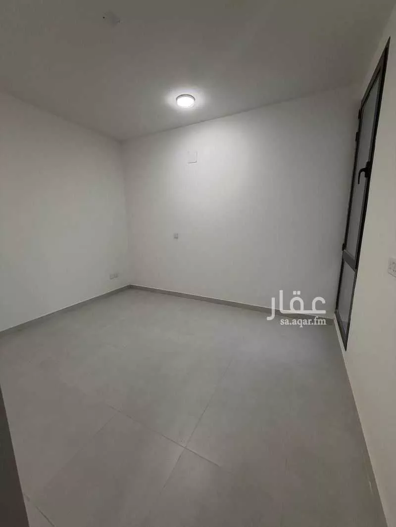 فيلا 4 غرف في العارض 11