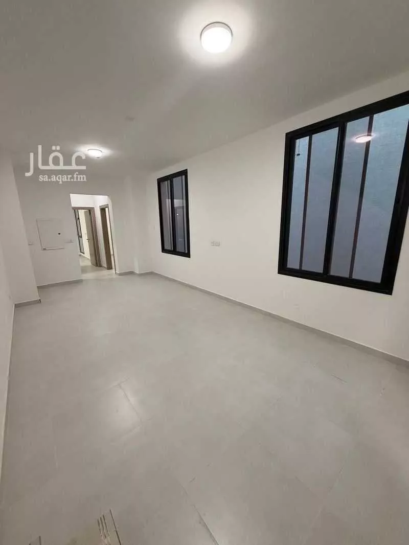 فيلا 4 غرف في العارض 14