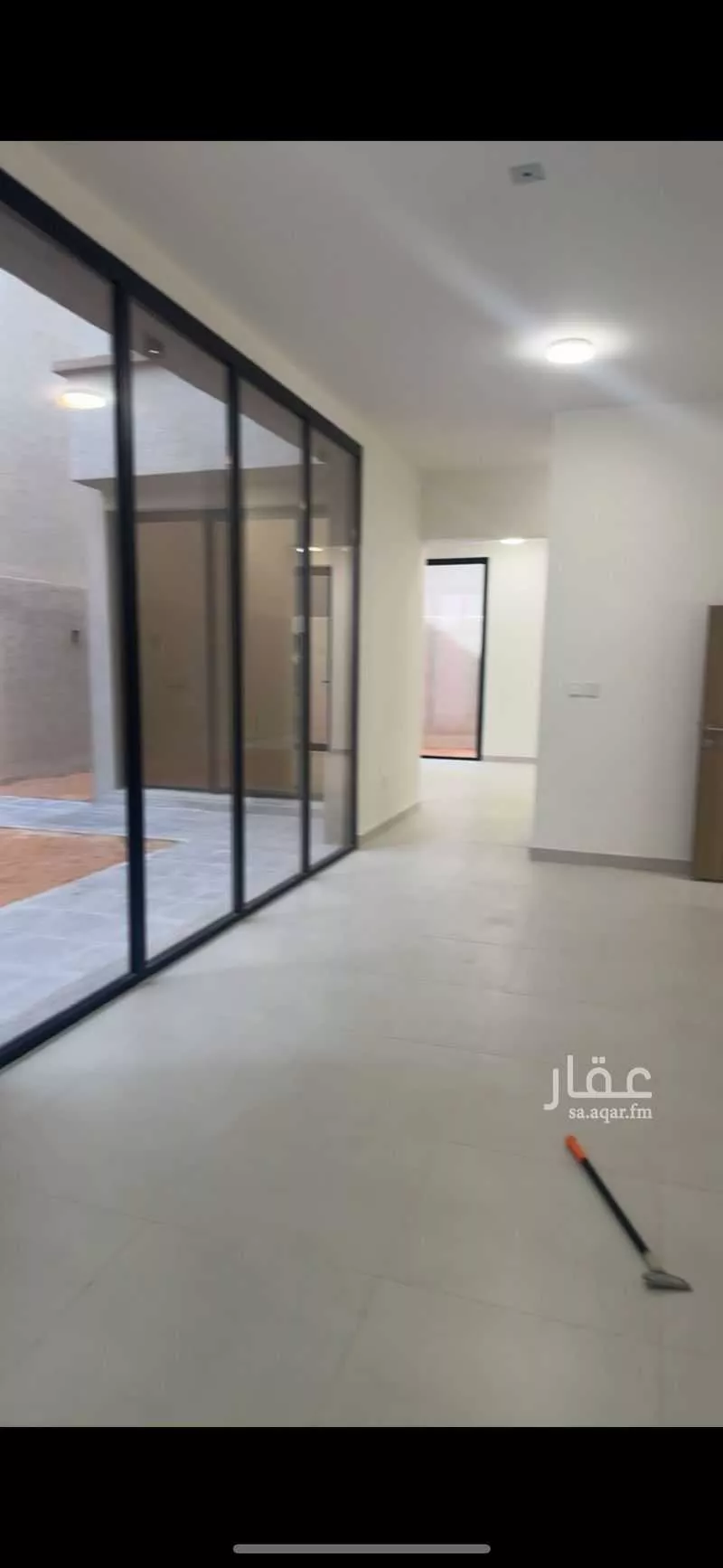 فيلا 4 غرف في العارض 5