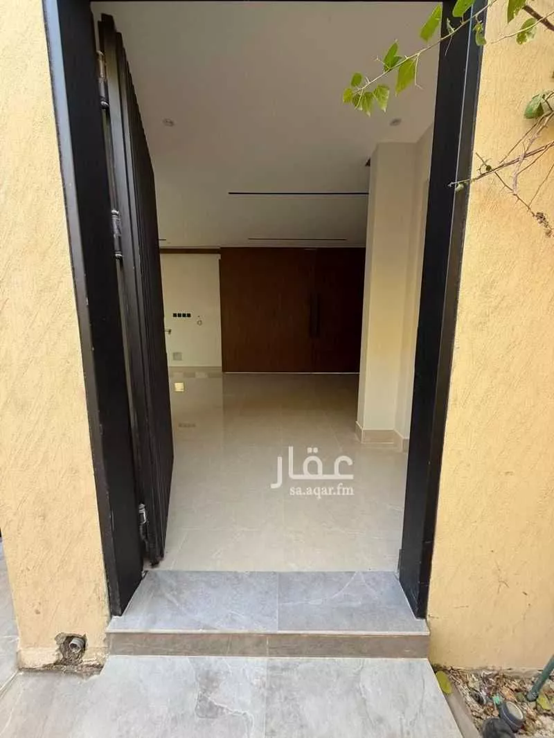 فيلا 6 غرف في النرجس 15