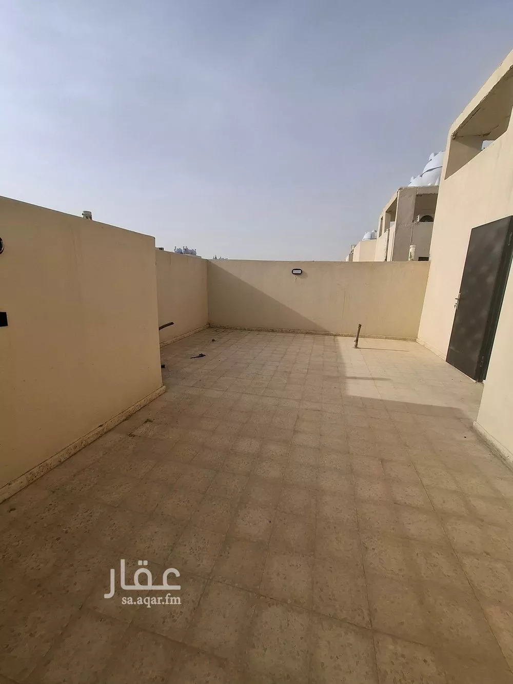 5 bedroom apartment in Al Hazm 11