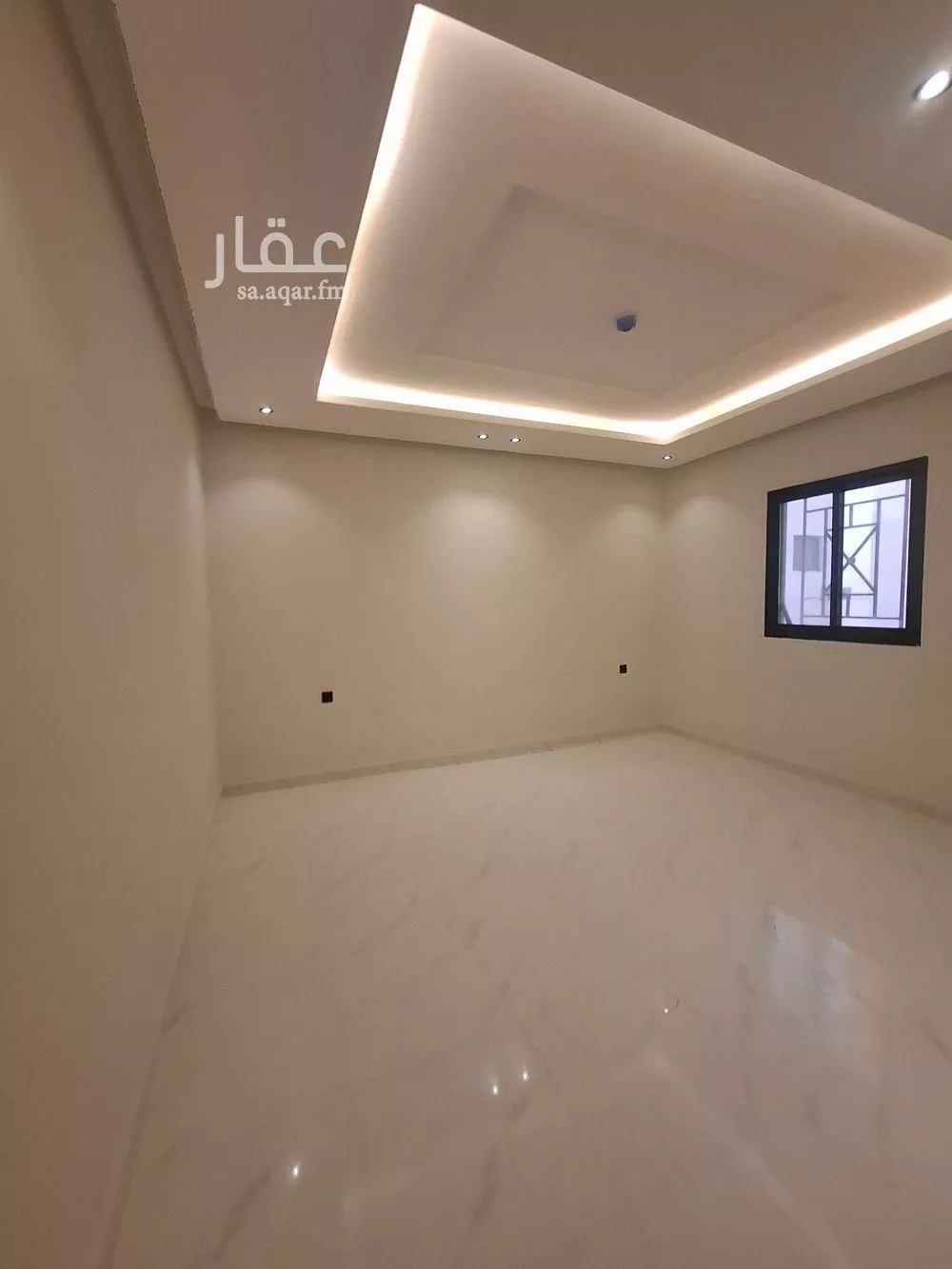 5 bedroom apartment in Al Hazm 10
