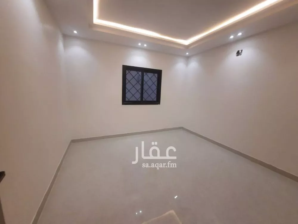 دور 5 غرف في طيبة 17