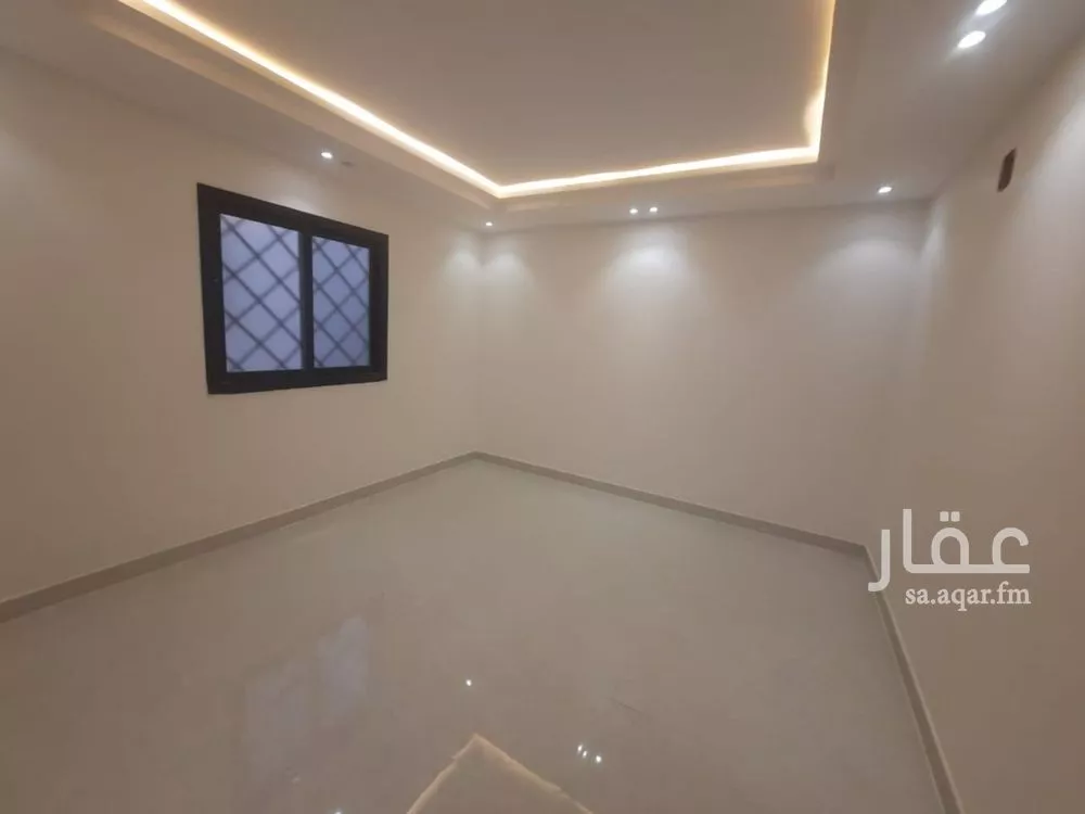 دور 5 غرف في طيبة 9