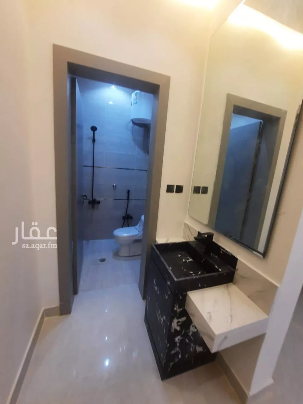 دور 5 غرف في طيبة 10