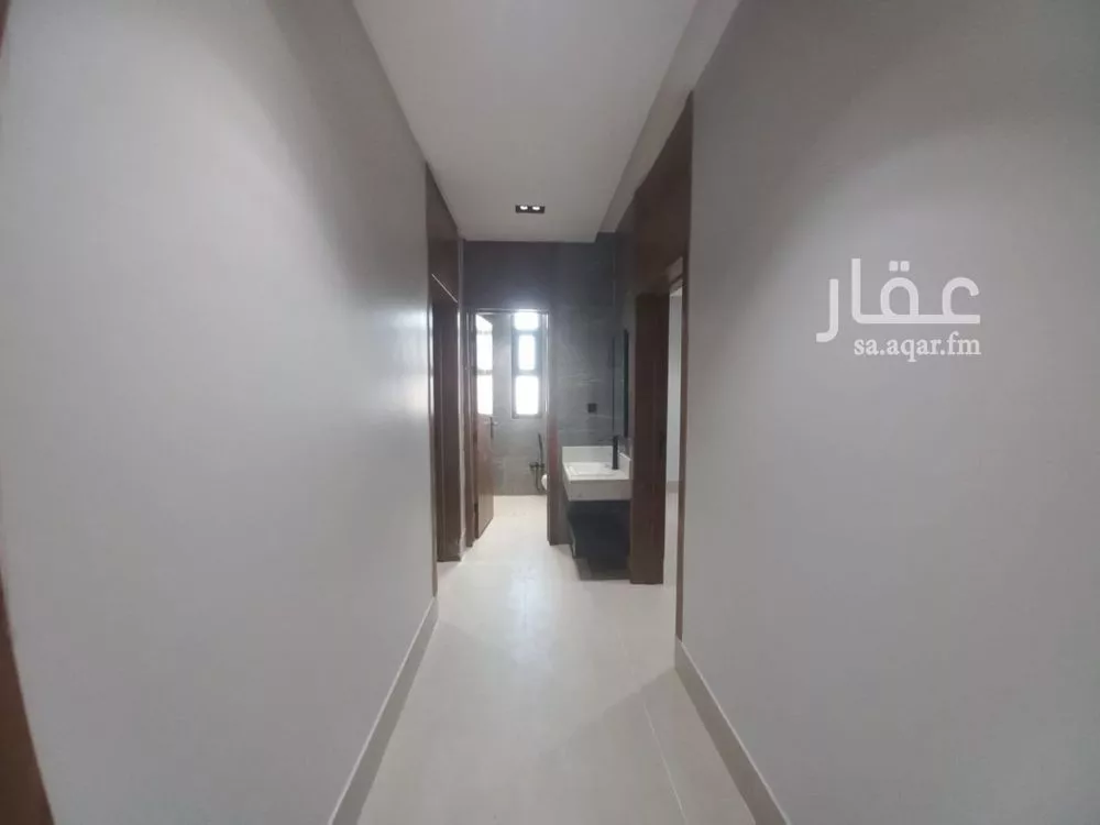 3 bedroom apartment in Al Uraija Al Gharbiyah 3