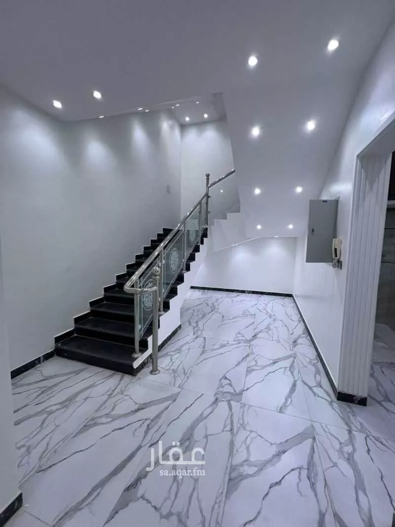 4 bedroom villa in Dhahrat Laban 7