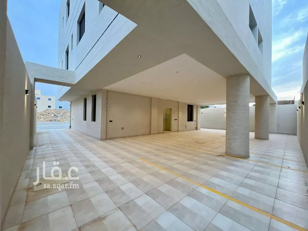 3 bedroom apartment in Al Mahdiyyah 5