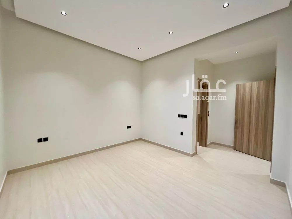 3 bedroom apartment in Al Mahdiyyah 9