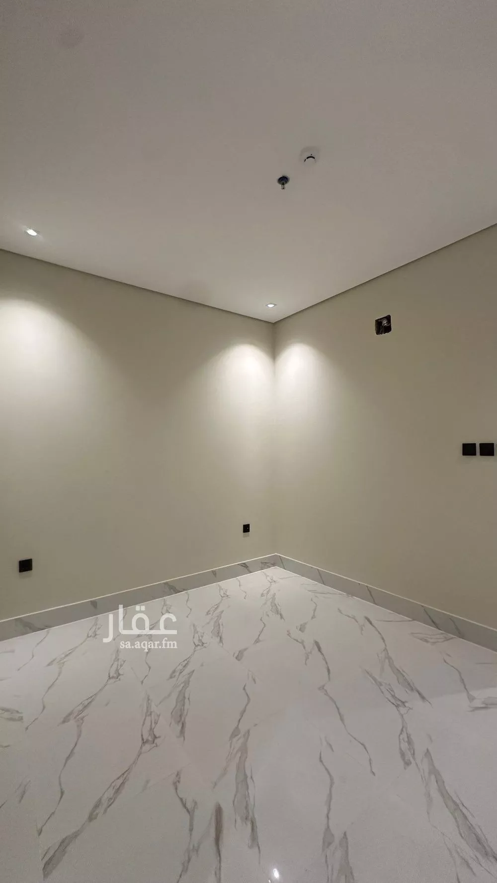 5 bedroom apartment in Al Qadisiyah 6