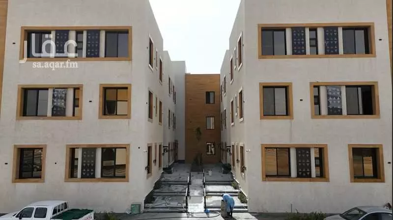 3 bedroom apartment in Dhahrat Laban 9
