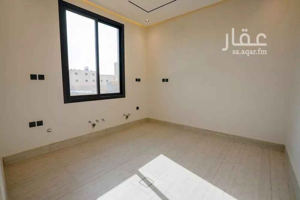 4 bedroom apartment in Al Mahdiyyah 3