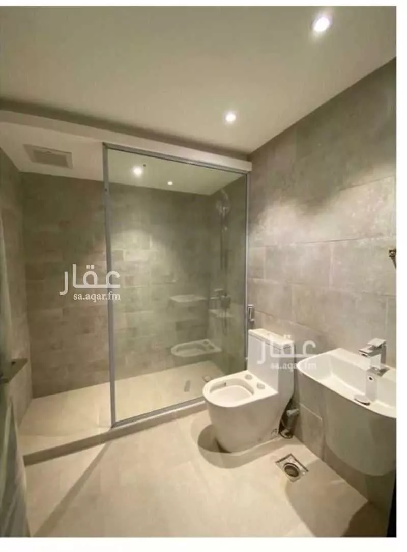 4 bedroom villa in Okaz 8