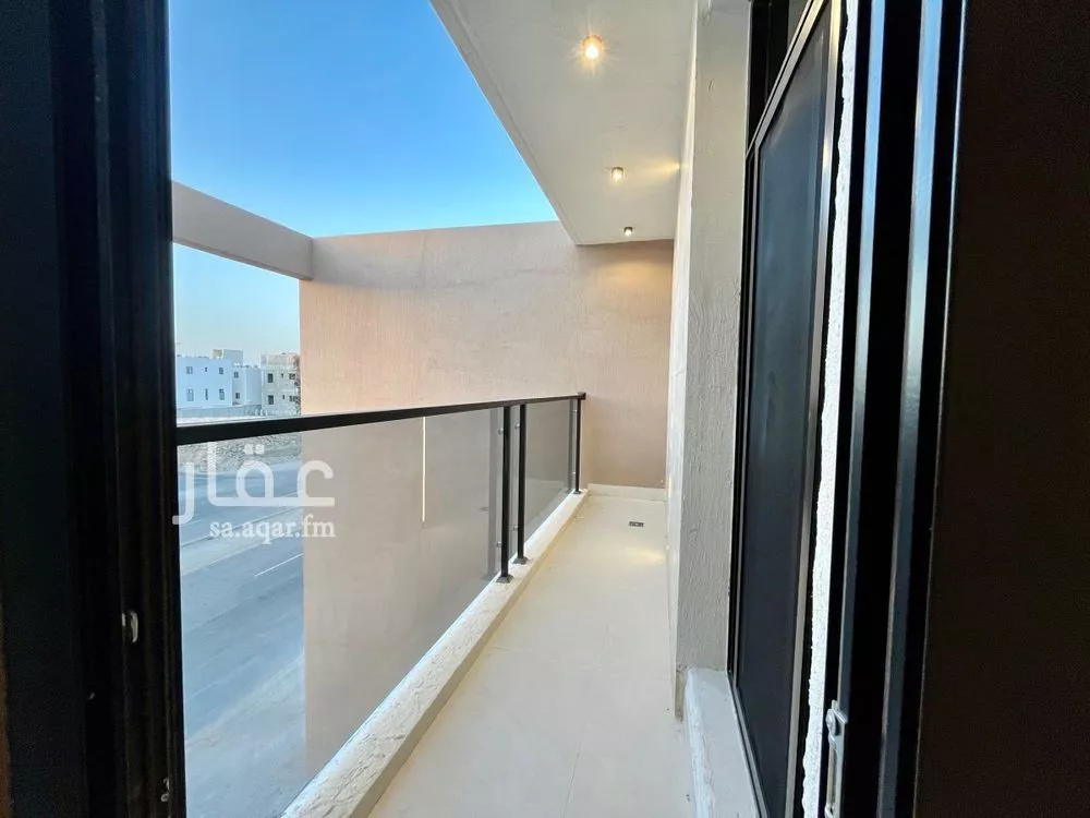 3 bedroom apartment in Al Mahdiyyah 4