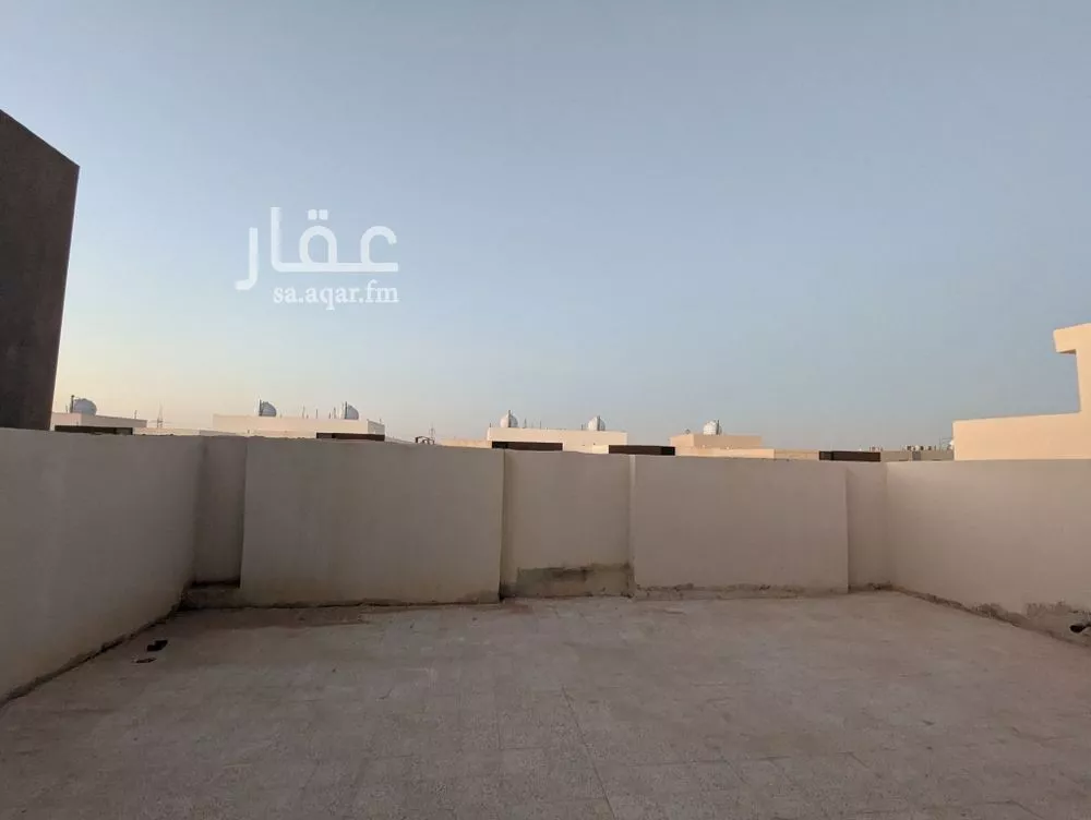 شقة 3 غرف في عكاظ 9