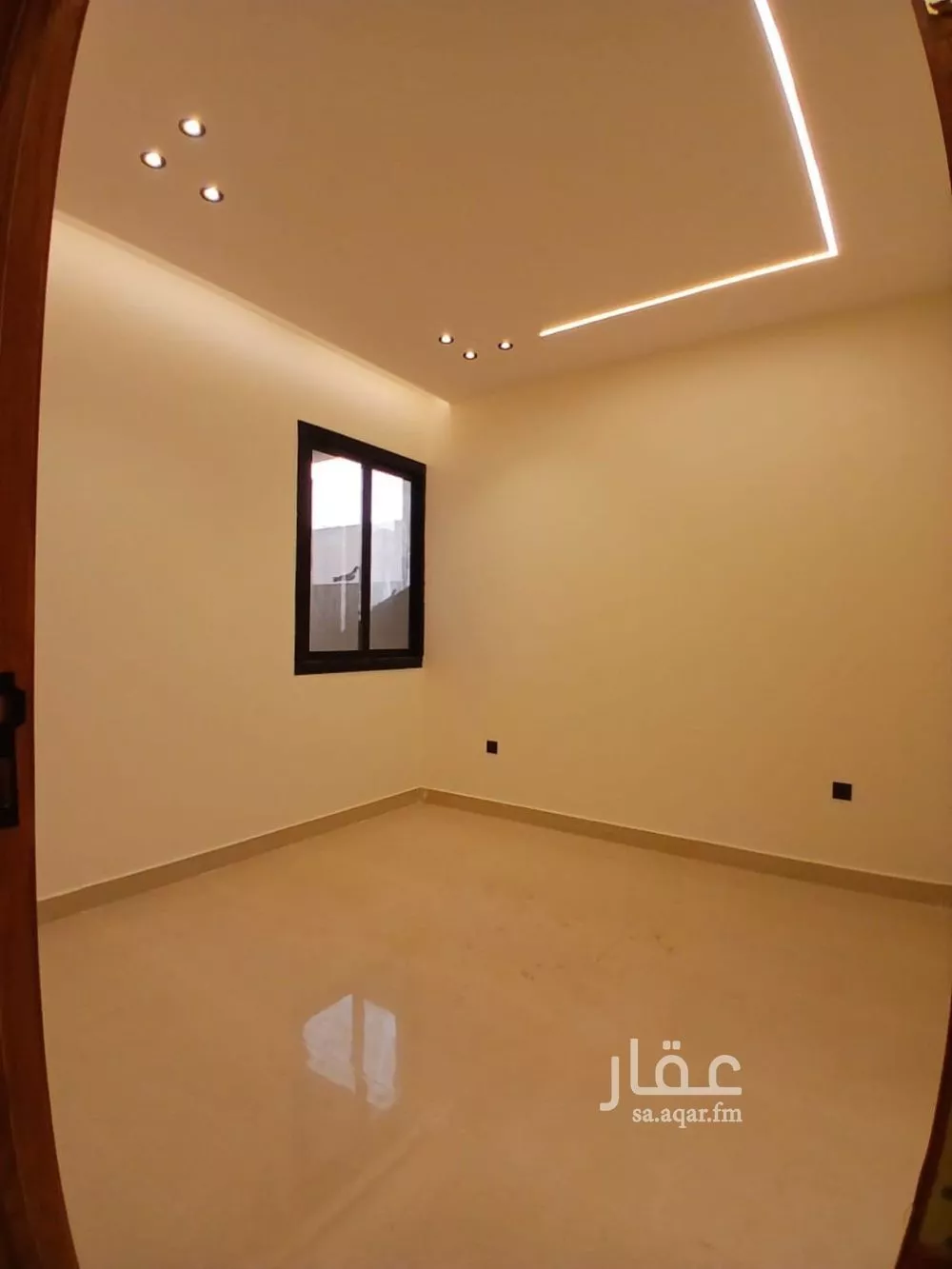 4 bedroom floor in Al Uraija Al Gharbiyah 2
