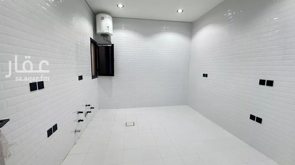 4 bedroom apartment in Badr 9