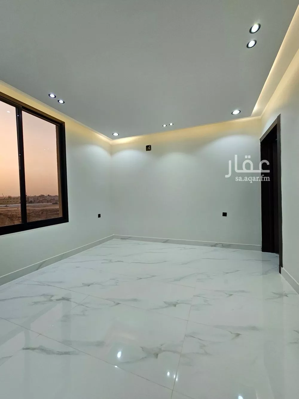 5 bedroom floor in Dhahrat Namar 5