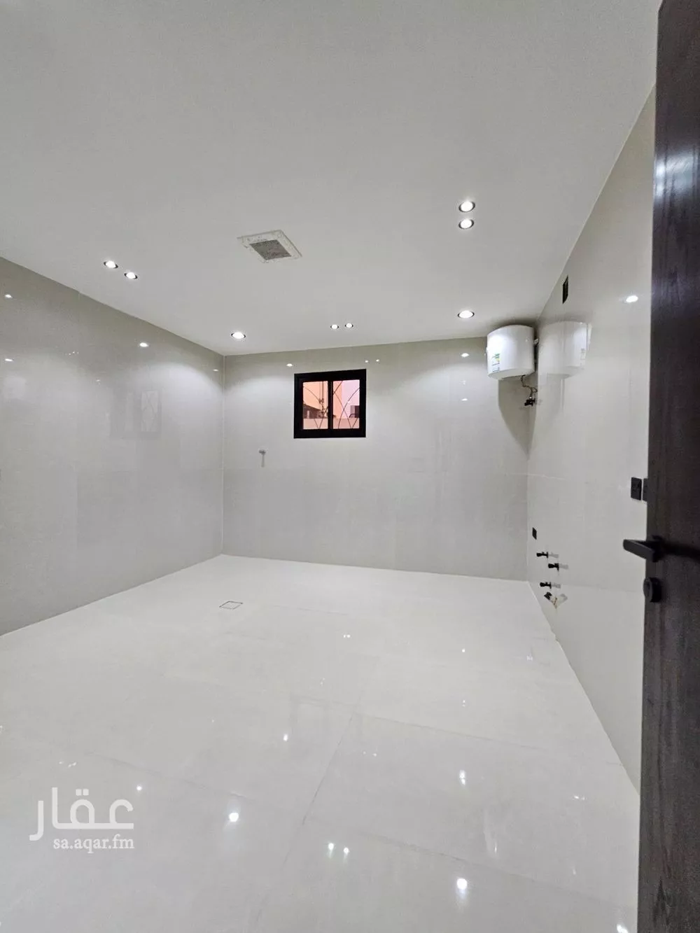 5 bedroom floor in Dhahrat Namar 6