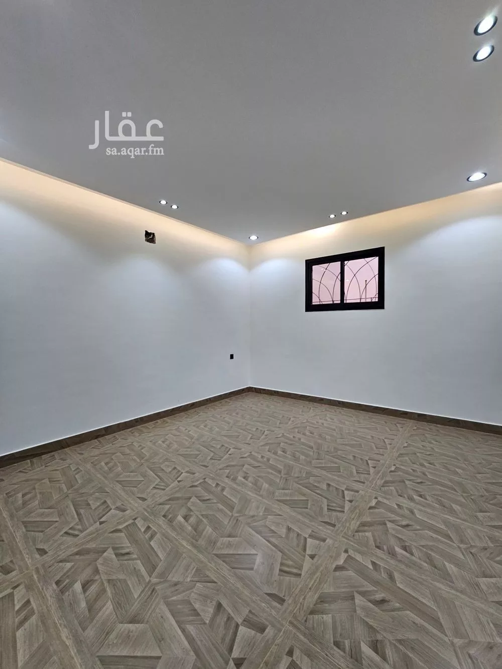5 bedroom floor in Dhahrat Namar 9