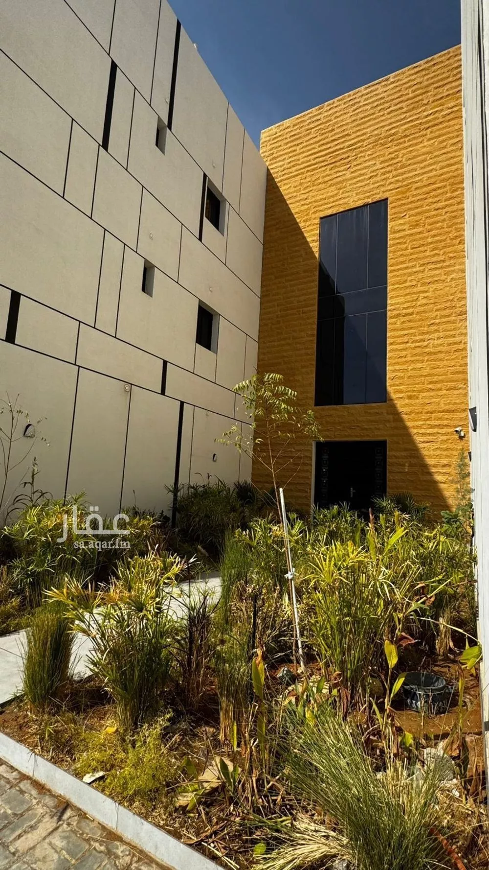 4 bedroom apartment in Dhahrat Laban 6