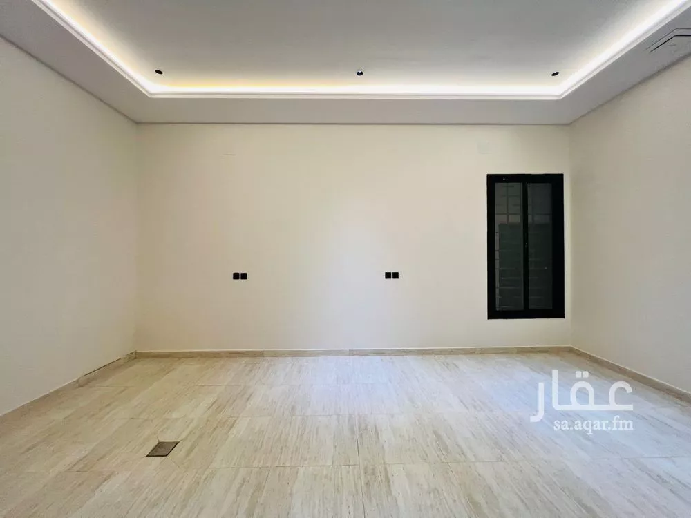 4 bedroom apartment in Al Hazm 8